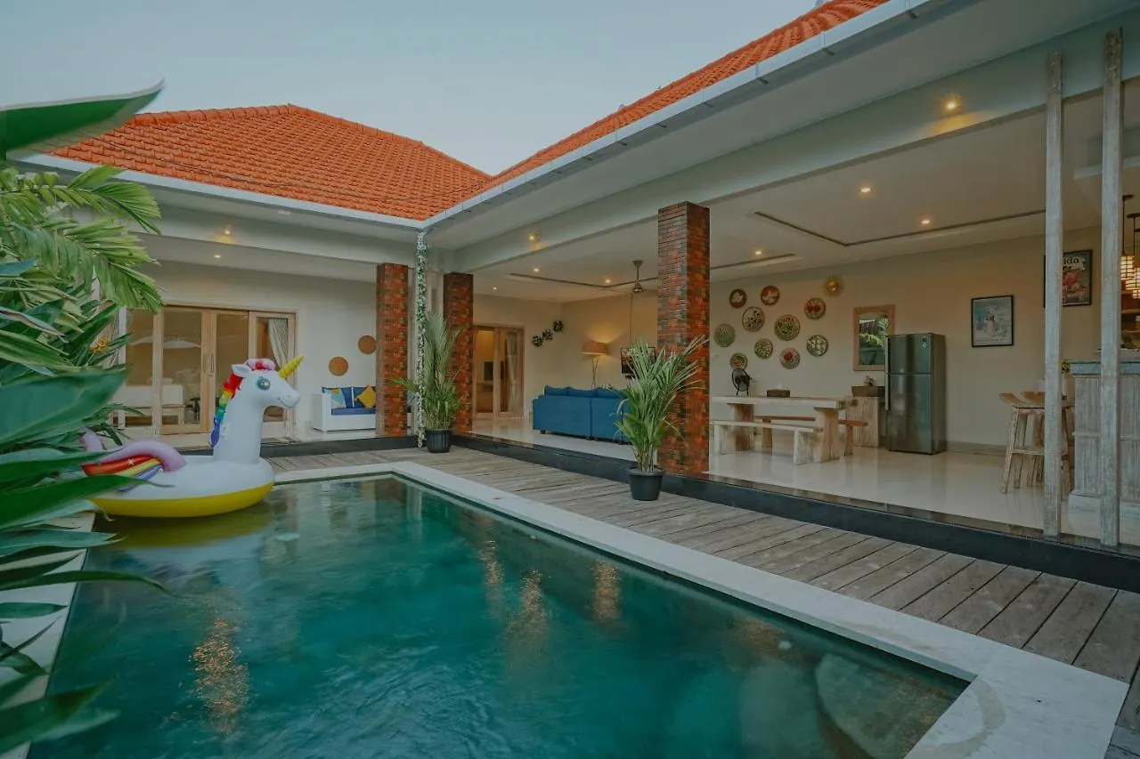 Puri Cinta Bali Villa スミニャック 0*,  インドネシア